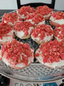 Strawberry Crunch Cookies